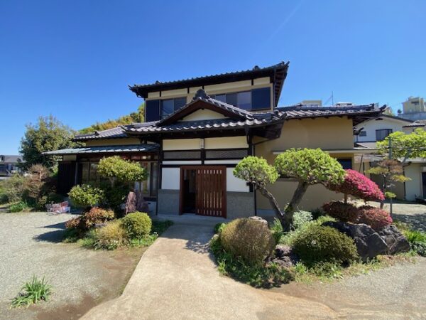 壊すはずだった家を、次の家族へ。思い出と価値を未来につないだ古民家再生